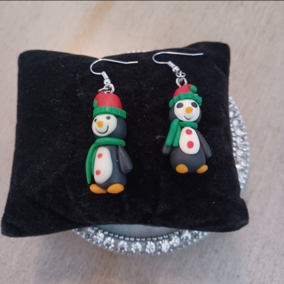 Green Holiday Christmas Penguin Dangle Drop Earrings - Picture 4 of 11